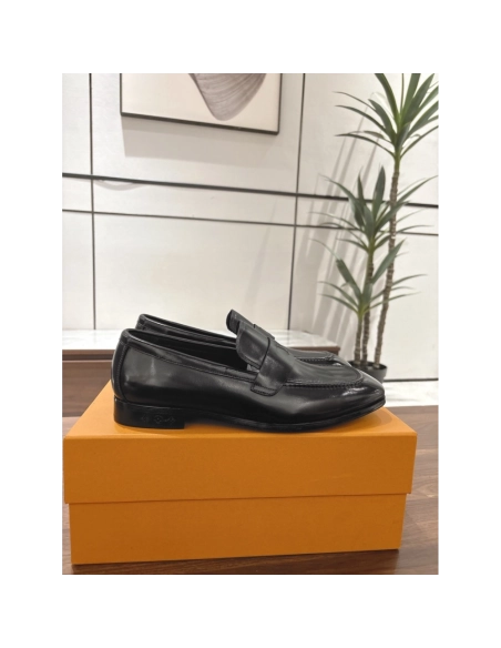 Louis Vuitton leather shoes 103,Louis Vuitton Leather Shoes,LOUIS VUITTON Sneakers,Business Shoes