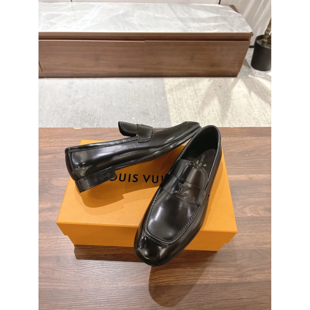 Louis Vuitton leather shoes 103,Louis Vuitton Leather Shoes,LOUIS VUITTON Sneakers,Business Shoes