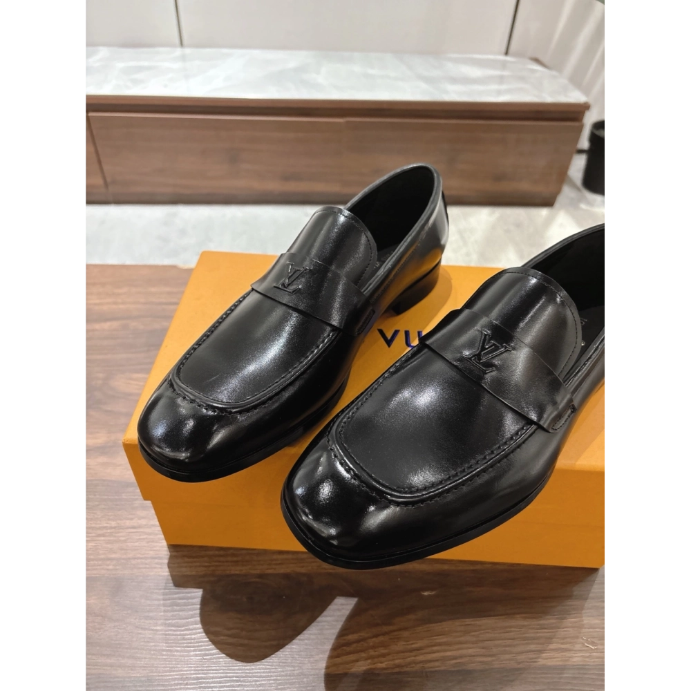 Louis Vuitton leather shoes 103,Louis Vuitton Leather Shoes,LOUIS VUITTON Sneakers,Business Shoes