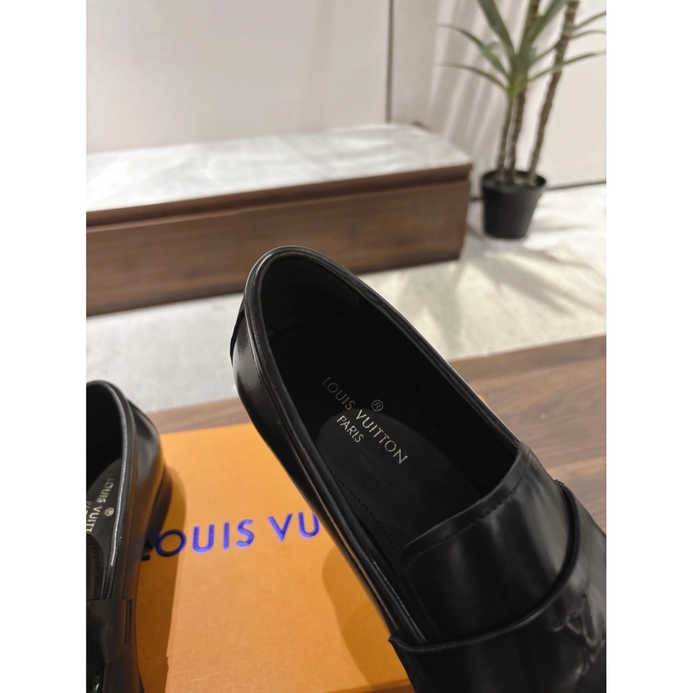 Louis Vuitton leather shoes 103,Louis Vuitton Leather Shoes,LOUIS VUITTON Sneakers,Business Shoes