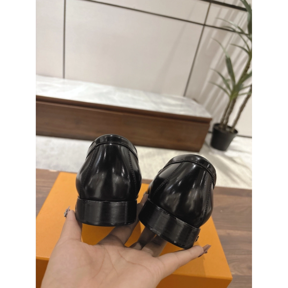 Louis Vuitton leather shoes 103,Louis Vuitton Leather Shoes,LOUIS VUITTON Sneakers,Business Shoes