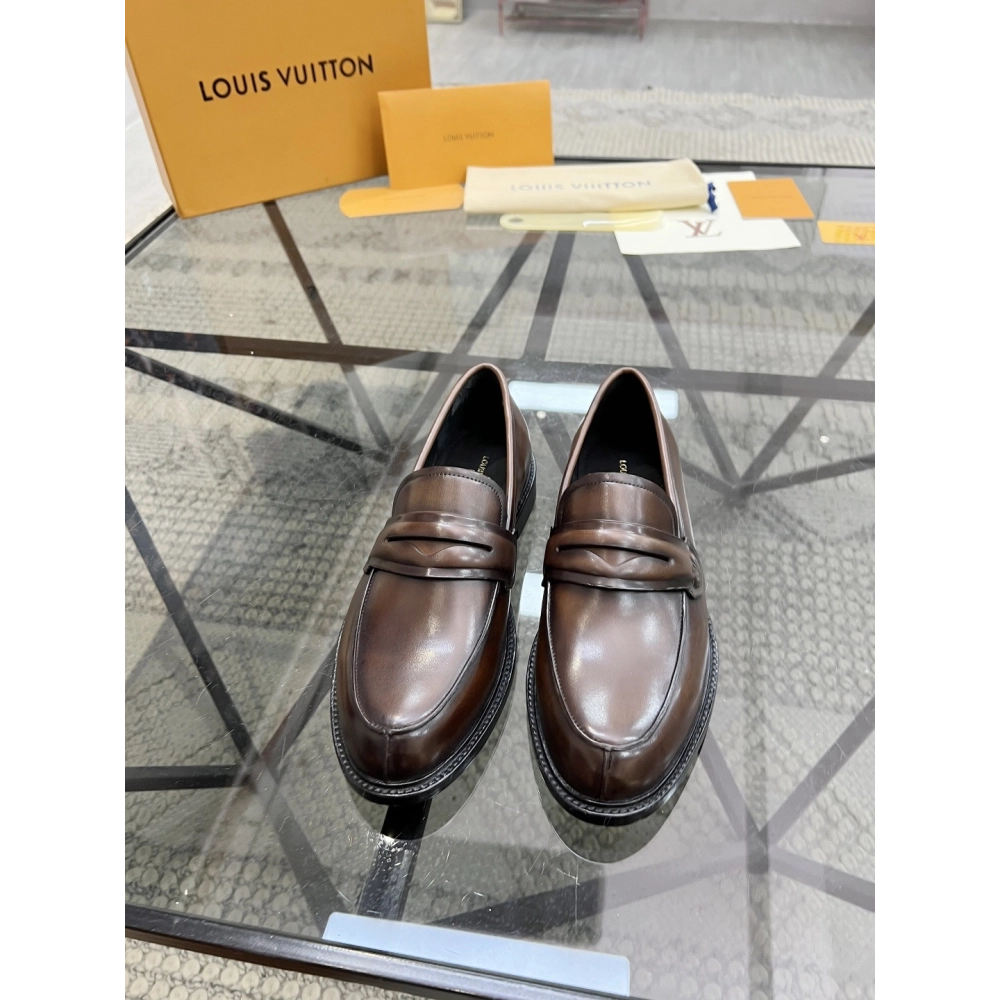 Louis Vuitton leather shoes 099,Louis Vuitton Leather Shoes,LOUIS VUITTON Sneakers,Business Shoes