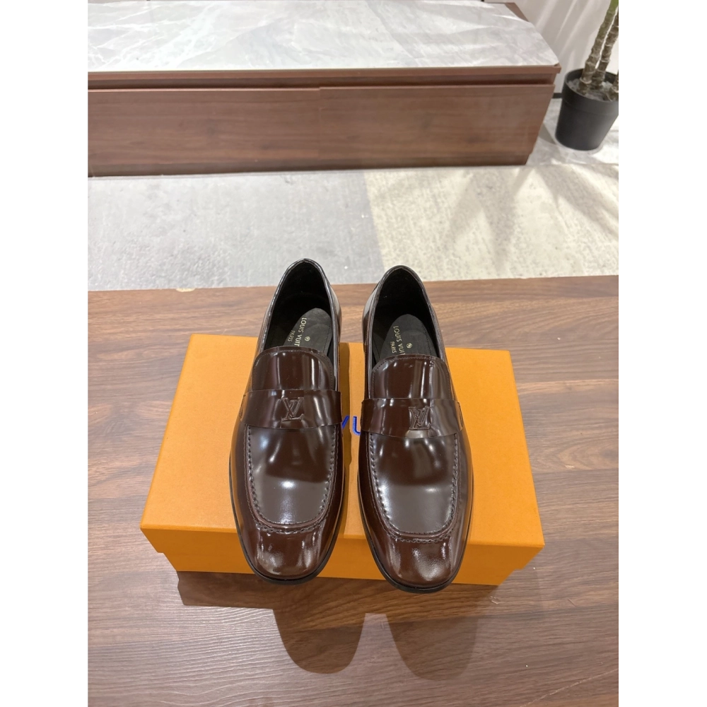 Louis Vuitton leather shoes 104,Louis Vuitton Leather Shoes,LOUIS VUITTON Sneakers,Business Shoes