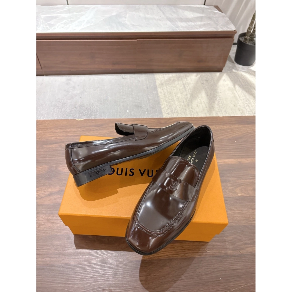 Louis Vuitton leather shoes 104,Louis Vuitton Leather Shoes,LOUIS VUITTON Sneakers,Business Shoes
