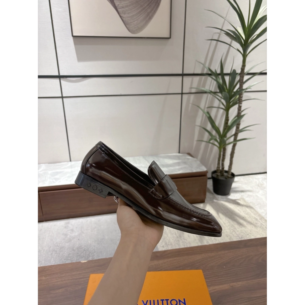 Louis Vuitton leather shoes 104,Louis Vuitton Leather Shoes,LOUIS VUITTON Sneakers,Business Shoes