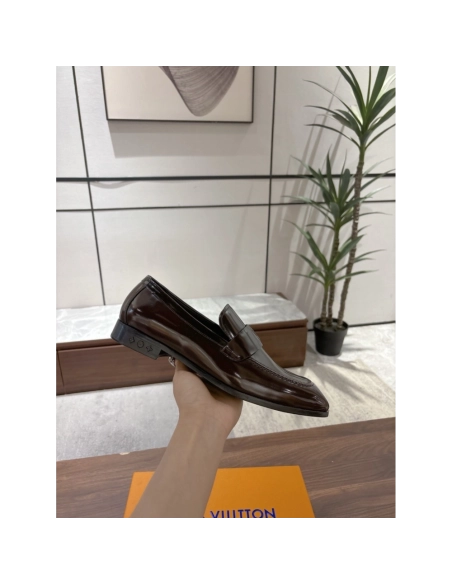 Louis Vuitton leather shoes 104,Louis Vuitton Leather Shoes,LOUIS VUITTON Sneakers,Business Shoes