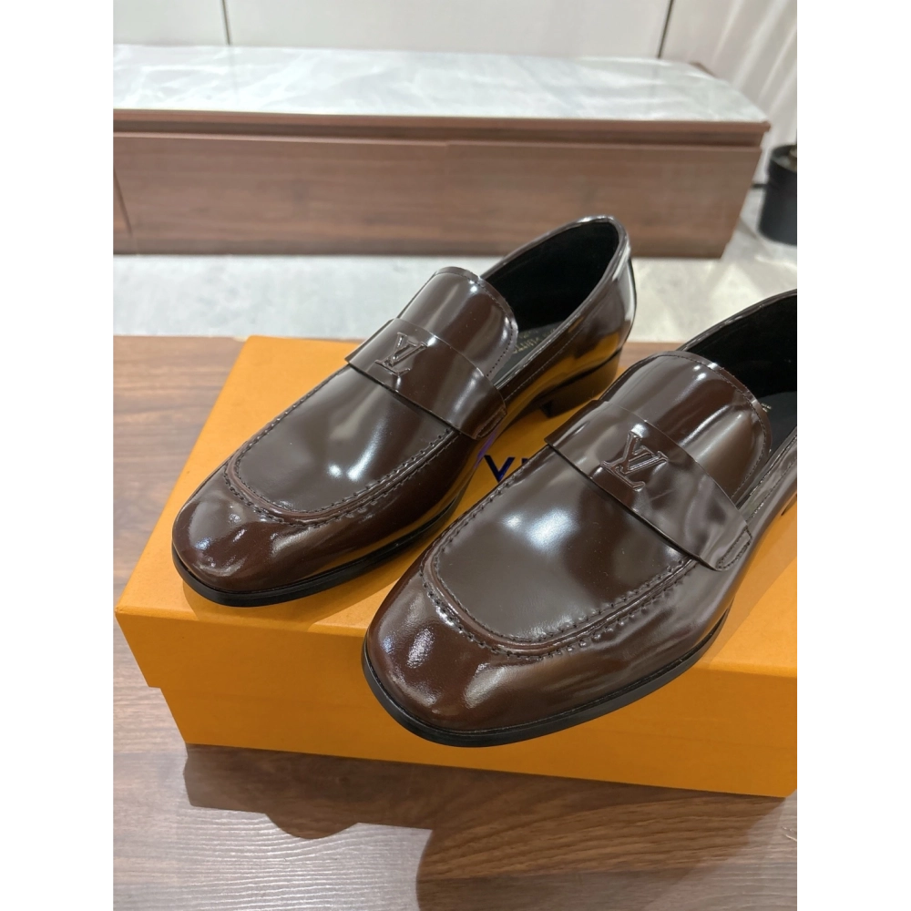 Louis Vuitton leather shoes 104,Louis Vuitton Leather Shoes,LOUIS VUITTON Sneakers,Business Shoes