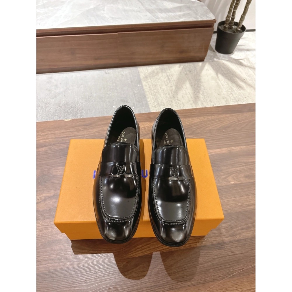 Louis Vuitton leather shoes 105,Louis Vuitton Leather Shoes,LOUIS VUITTON Sneakers,Business Shoes