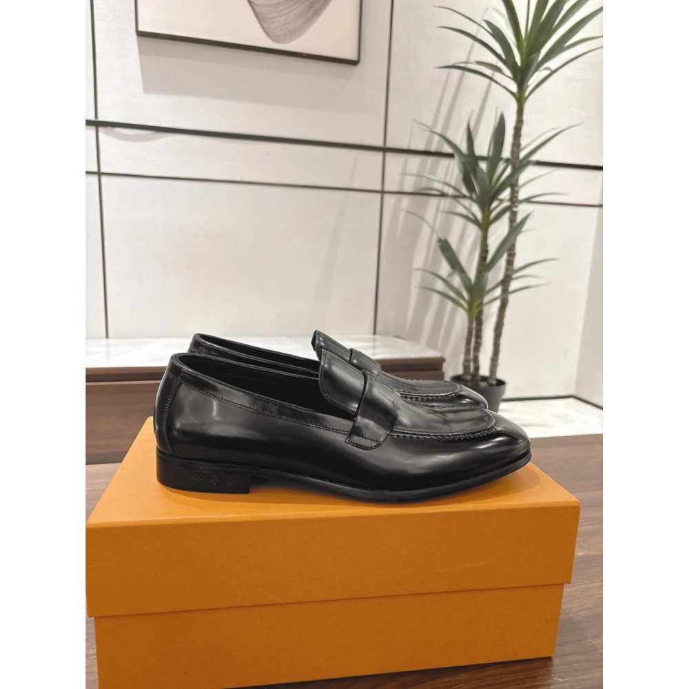 Louis Vuitton leather shoes 105,Louis Vuitton Leather Shoes,LOUIS VUITTON Sneakers,Business Shoes