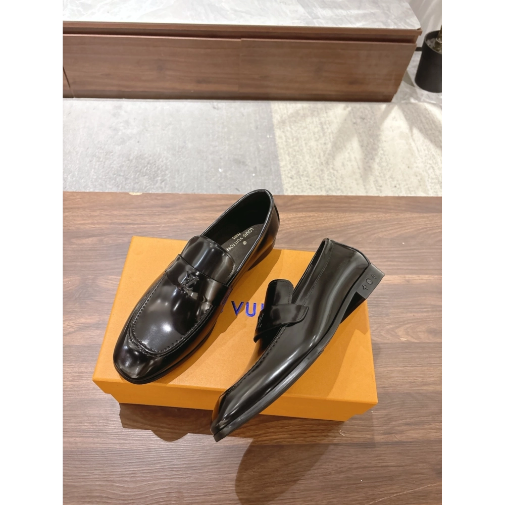 Louis Vuitton leather shoes 105,Louis Vuitton Leather Shoes,LOUIS VUITTON Sneakers,Business Shoes