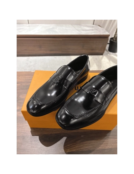 Louis Vuitton leather shoes 105,Louis Vuitton Leather Shoes,LOUIS VUITTON Sneakers,Business Shoes