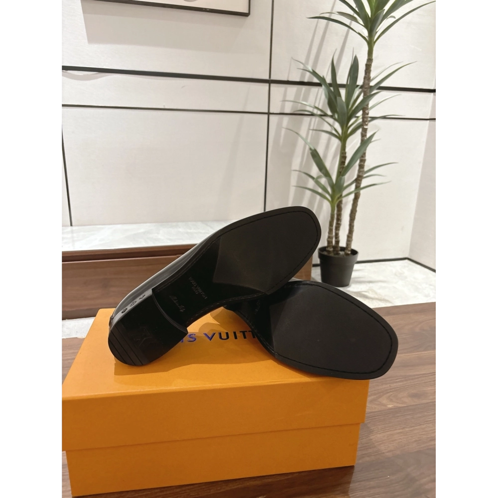 Louis Vuitton leather shoes 105,Louis Vuitton Leather Shoes,LOUIS VUITTON Sneakers,Business Shoes