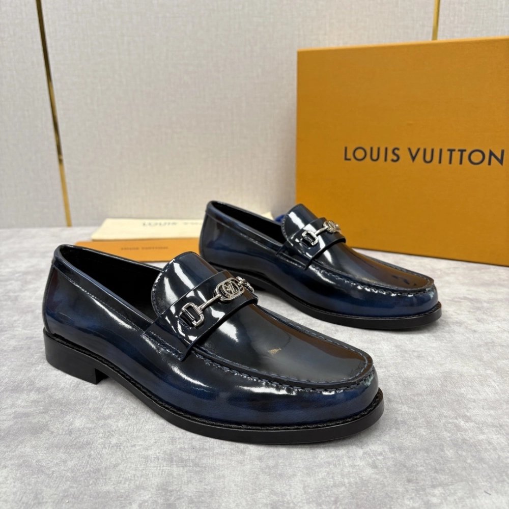 Louis Vuitton leather shoes 106,Louis Vuitton Leather Shoes,LOUIS VUITTON Sneakers,Business Shoes