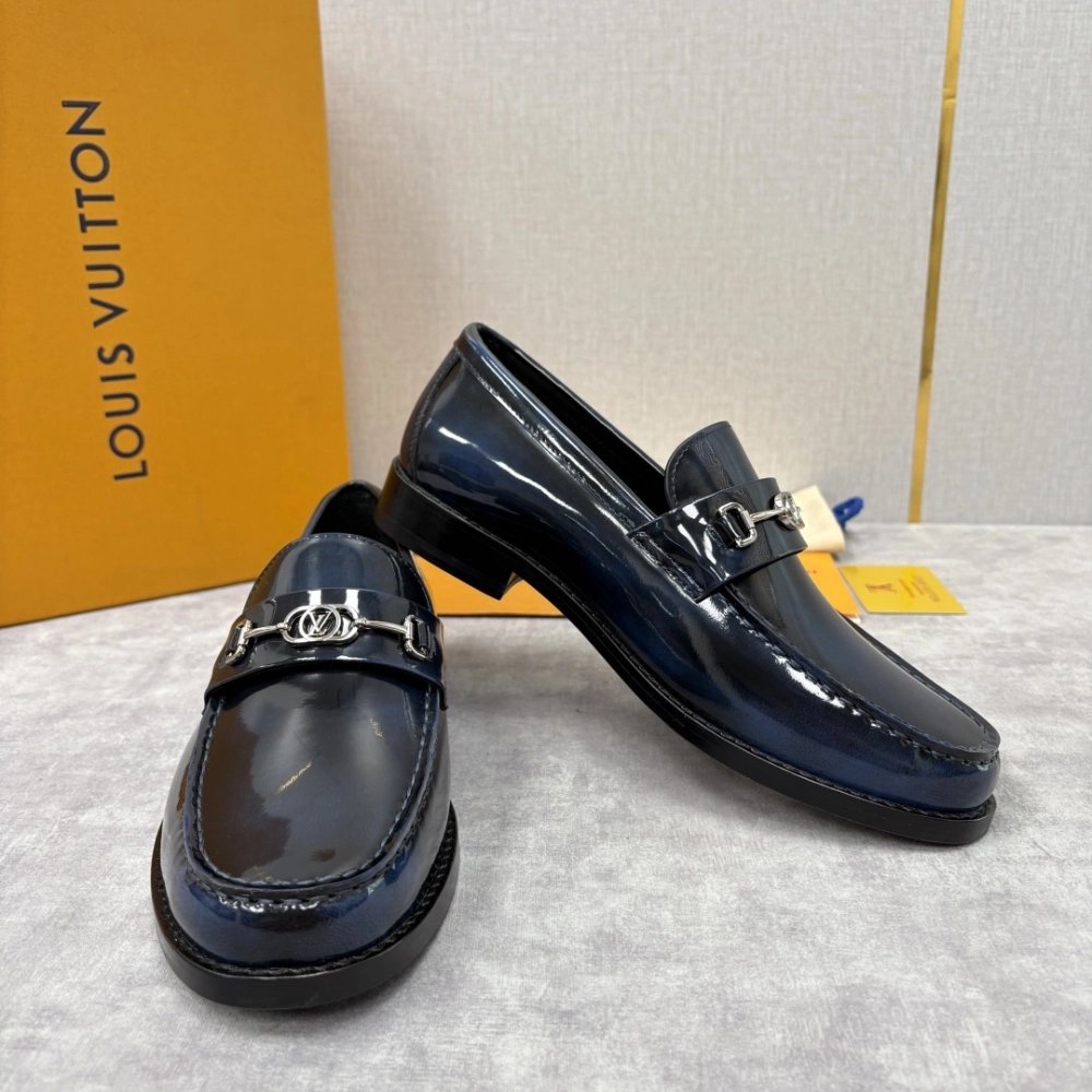 Louis Vuitton leather shoes 106,Louis Vuitton Leather Shoes,LOUIS VUITTON Sneakers,Business Shoes