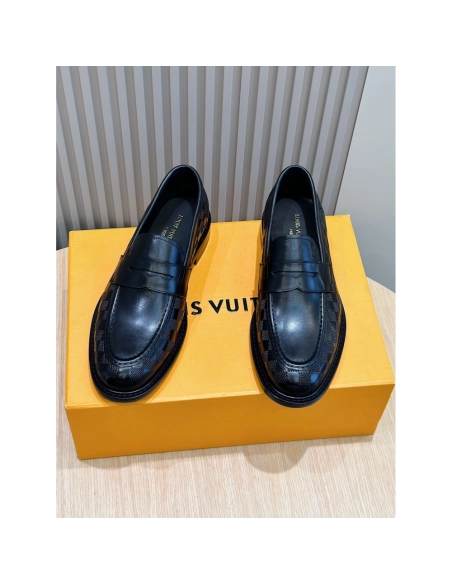Louis Vuitton leather shoes 130,Louis Vuitton Leather Shoes,LOUIS VUITTON Sneakers,Business Shoes