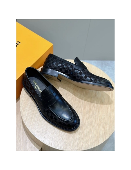 Louis Vuitton leather shoes 130,Louis Vuitton Leather Shoes,LOUIS VUITTON Sneakers,Business Shoes