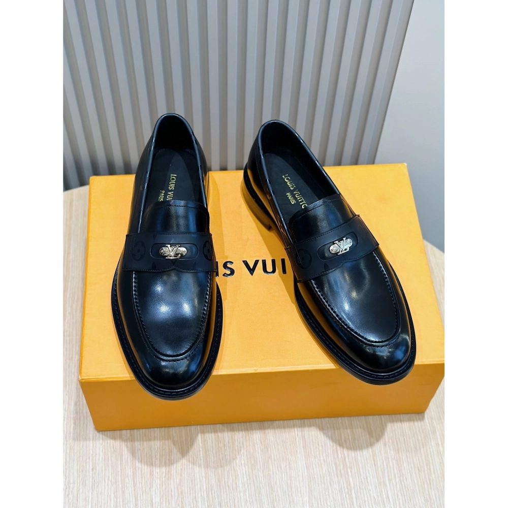 Louis Vuitton leather shoes 131,Louis Vuitton Leather Shoes,LOUIS VUITTON Sneakers,Business Shoes