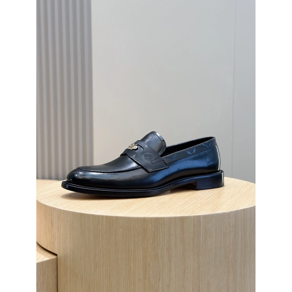 Louis Vuitton leather shoes 131,Louis Vuitton Leather Shoes,LOUIS VUITTON Sneakers,Business Shoes