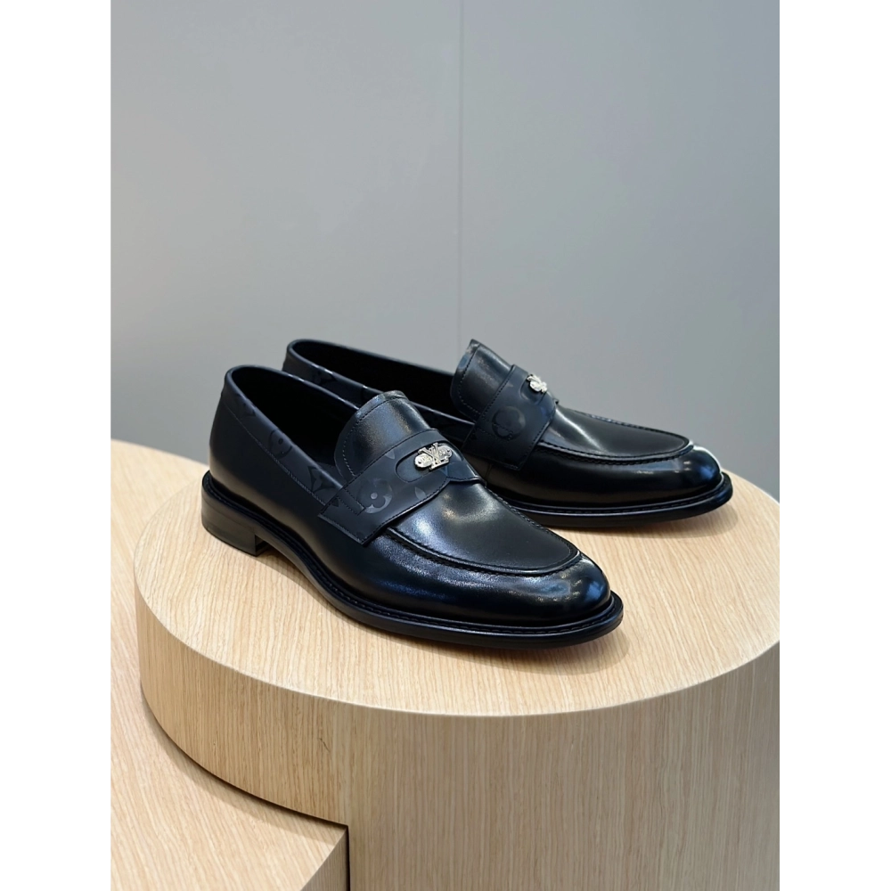 Louis Vuitton leather shoes 131,Louis Vuitton Leather Shoes,LOUIS VUITTON Sneakers,Business Shoes