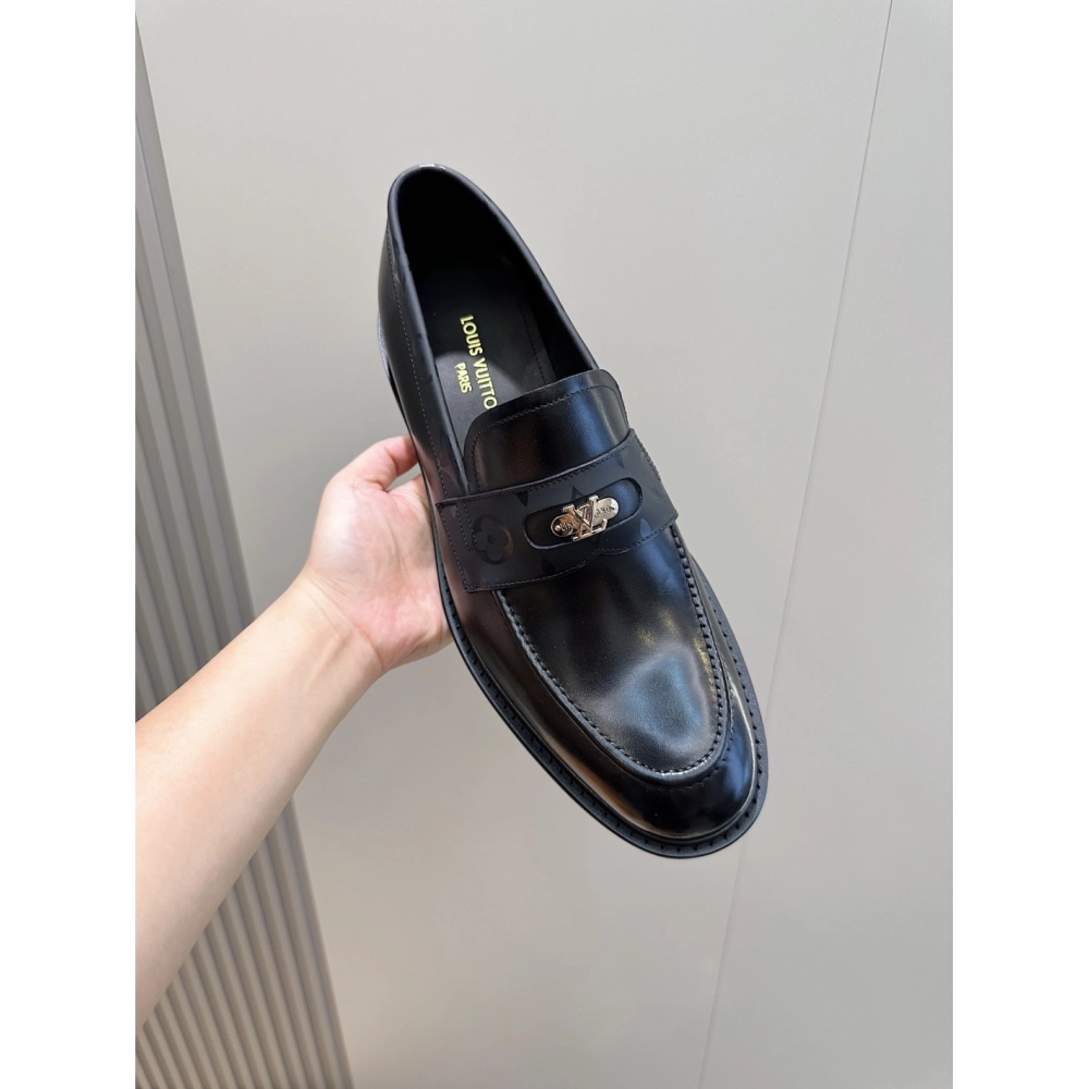 Louis Vuitton leather shoes 131,Louis Vuitton Leather Shoes,LOUIS VUITTON Sneakers,Business Shoes
