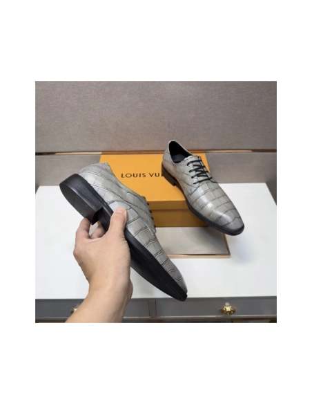 Louis Vuitton leather shoes 001,Louis Vuitton Leather Shoes,LOUIS VUITTON Sneakers,Business Shoes