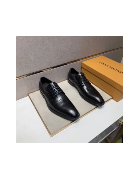 Louis Vuitton leather shoes 002,Louis Vuitton Leather Shoes,LOUIS VUITTON Sneakers,Business Shoes
