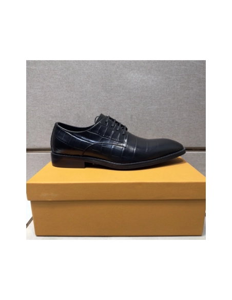 Louis Vuitton leather shoes 002,Louis Vuitton Leather Shoes,LOUIS VUITTON Sneakers,Business Shoes