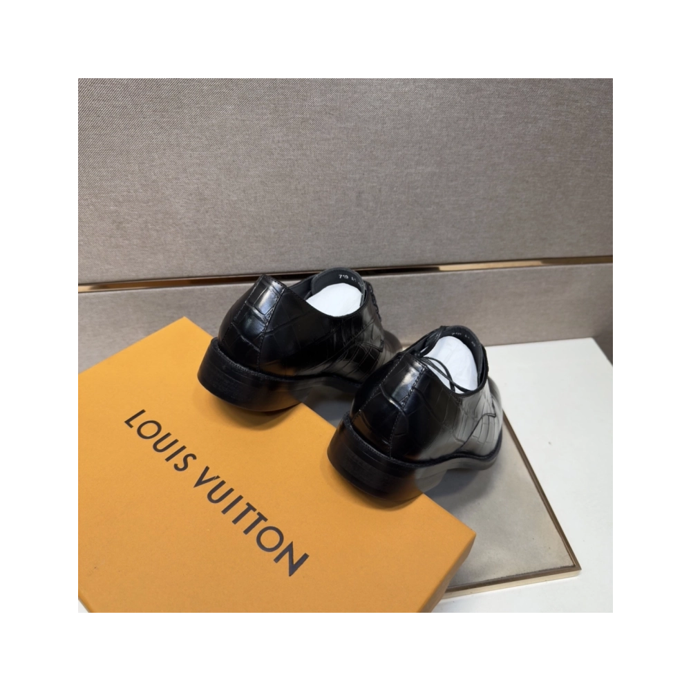 Louis Vuitton leather shoes 002,Louis Vuitton Leather Shoes,LOUIS VUITTON Sneakers,Business Shoes