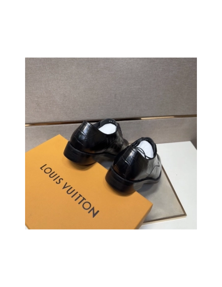 Louis Vuitton leather shoes 002,Louis Vuitton Leather Shoes,LOUIS VUITTON Sneakers,Business Shoes