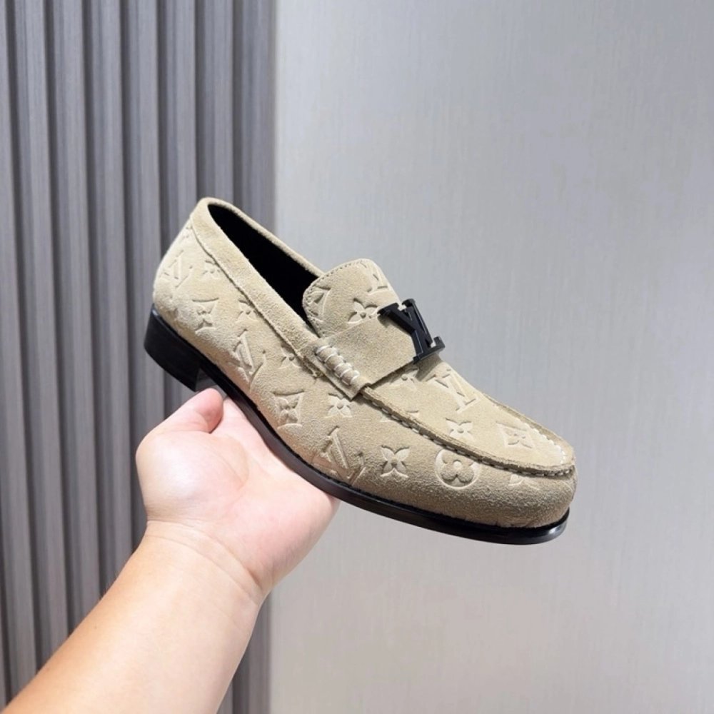 Louis Vuitton leather shoes 003,Louis Vuitton Leather Shoes,LOUIS VUITTON Sneakers,Business Shoes