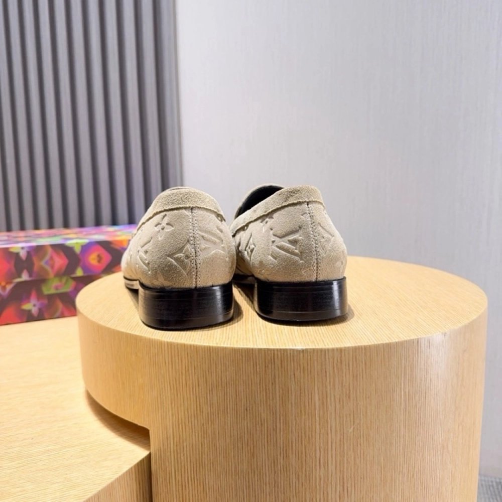 Louis Vuitton leather shoes 003,Louis Vuitton Leather Shoes,LOUIS VUITTON Sneakers,Business Shoes