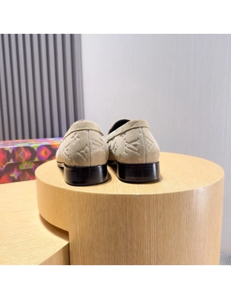 Louis Vuitton leather shoes 003,Louis Vuitton Leather Shoes,LOUIS VUITTON Sneakers,Business Shoes
