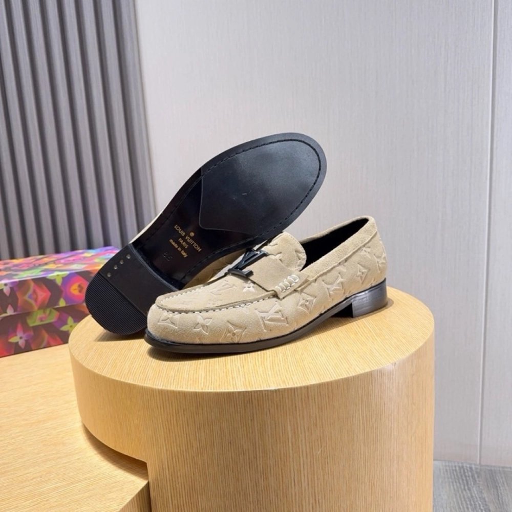 Louis Vuitton leather shoes 003,Louis Vuitton Leather Shoes,LOUIS VUITTON Sneakers,Business Shoes