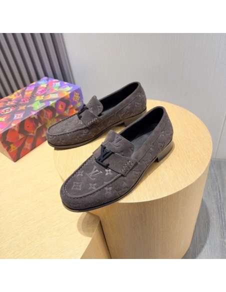 Louis Vuitton leather shoes 005,Louis Vuitton Leather Shoes,LOUIS VUITTON Sneakers,Business Shoes