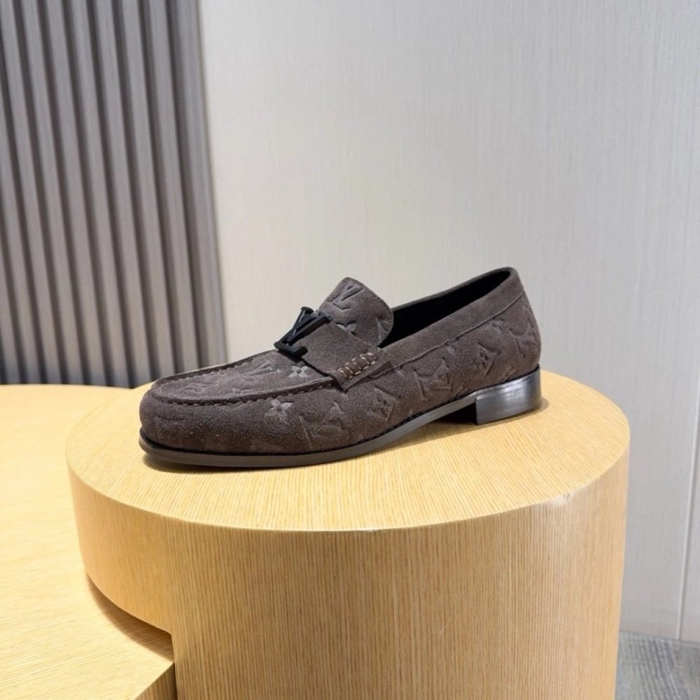 Louis Vuitton leather shoes 005,Louis Vuitton Leather Shoes,LOUIS VUITTON Sneakers,Business Shoes