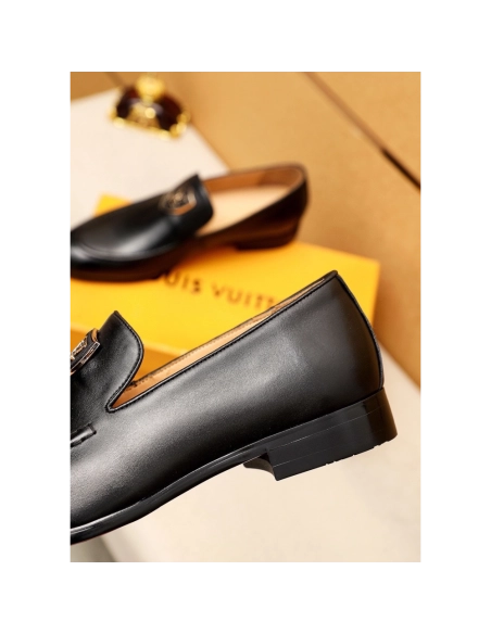 Louis Vuitton leather shoes 006,Louis Vuitton Leather Shoes,LOUIS VUITTON Sneakers,Business Shoes