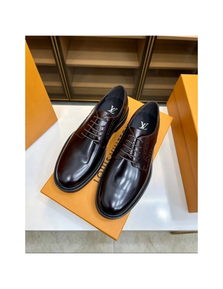 Louis Vuitton leather shoes 016,Louis Vuitton Leather Shoes,LOUIS VUITTON Sneakers,Business Shoes