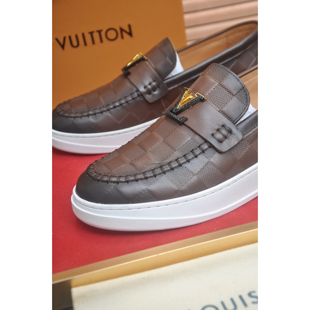 Louis Vuitton leather shoes 008,Louis Vuitton Leather Shoes,LOUIS VUITTON Sneakers,Business Shoes