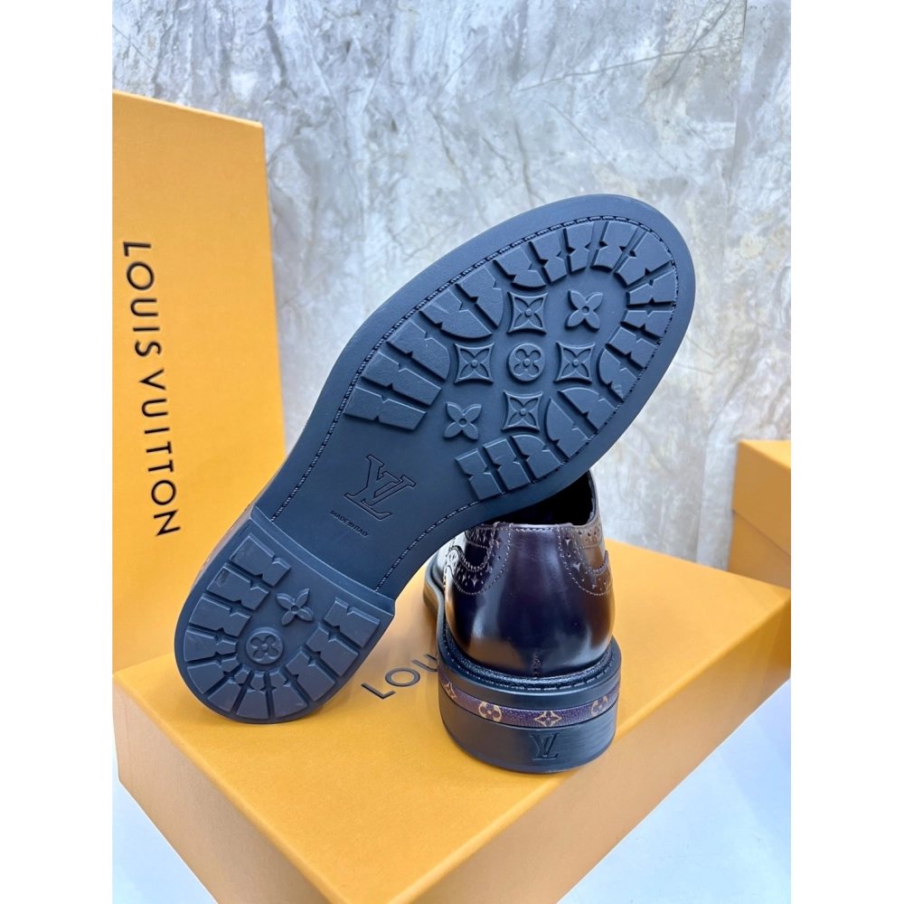 Louis Vuitton leather shoes 016,Louis Vuitton Leather Shoes,LOUIS VUITTON Sneakers,Business Shoes
