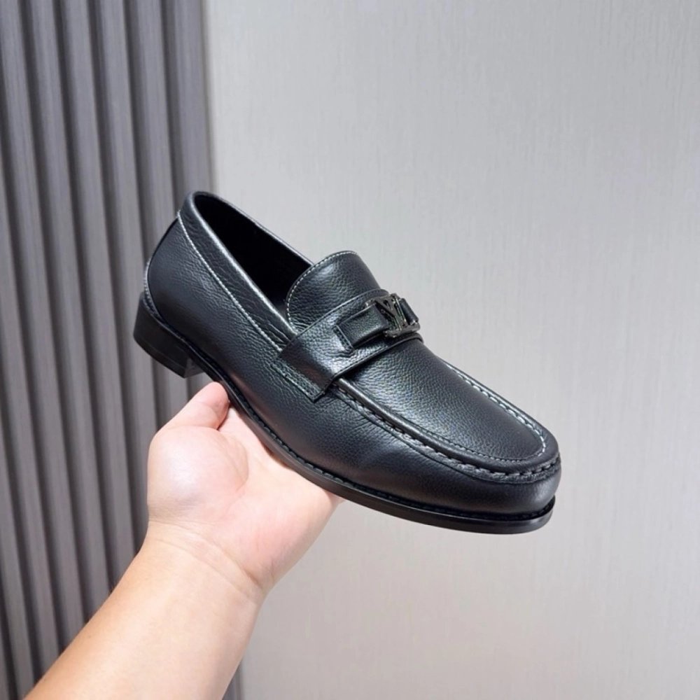 Louis Vuitton leather shoes 009,Louis Vuitton Leather Shoes,LOUIS VUITTON Sneakers,Business Shoes