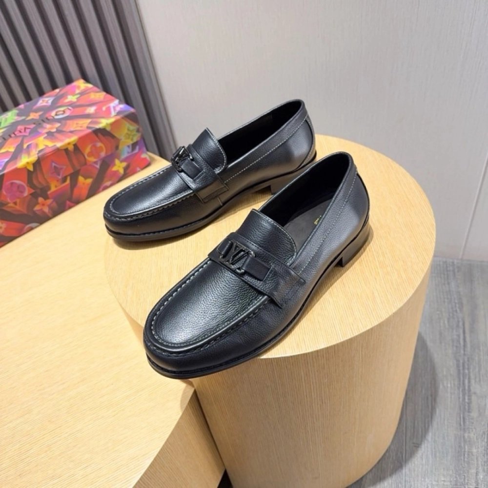 Louis Vuitton leather shoes 009,Louis Vuitton Leather Shoes,LOUIS VUITTON Sneakers,Business Shoes