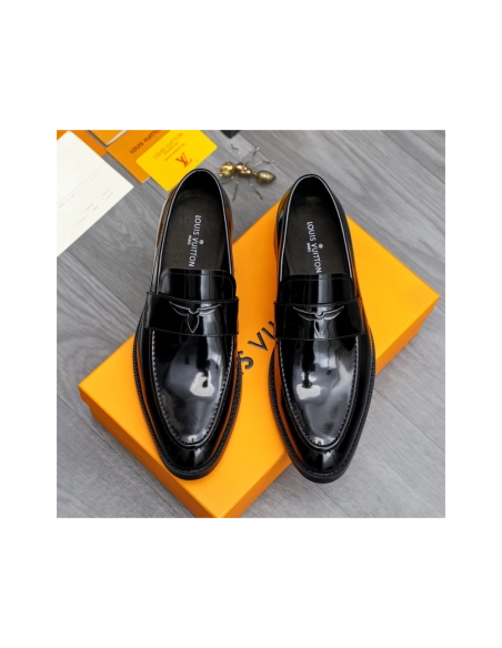 Louis Vuitton leather shoes 017,Louis Vuitton Leather Shoes,LOUIS VUITTON Sneakers,Business Shoes