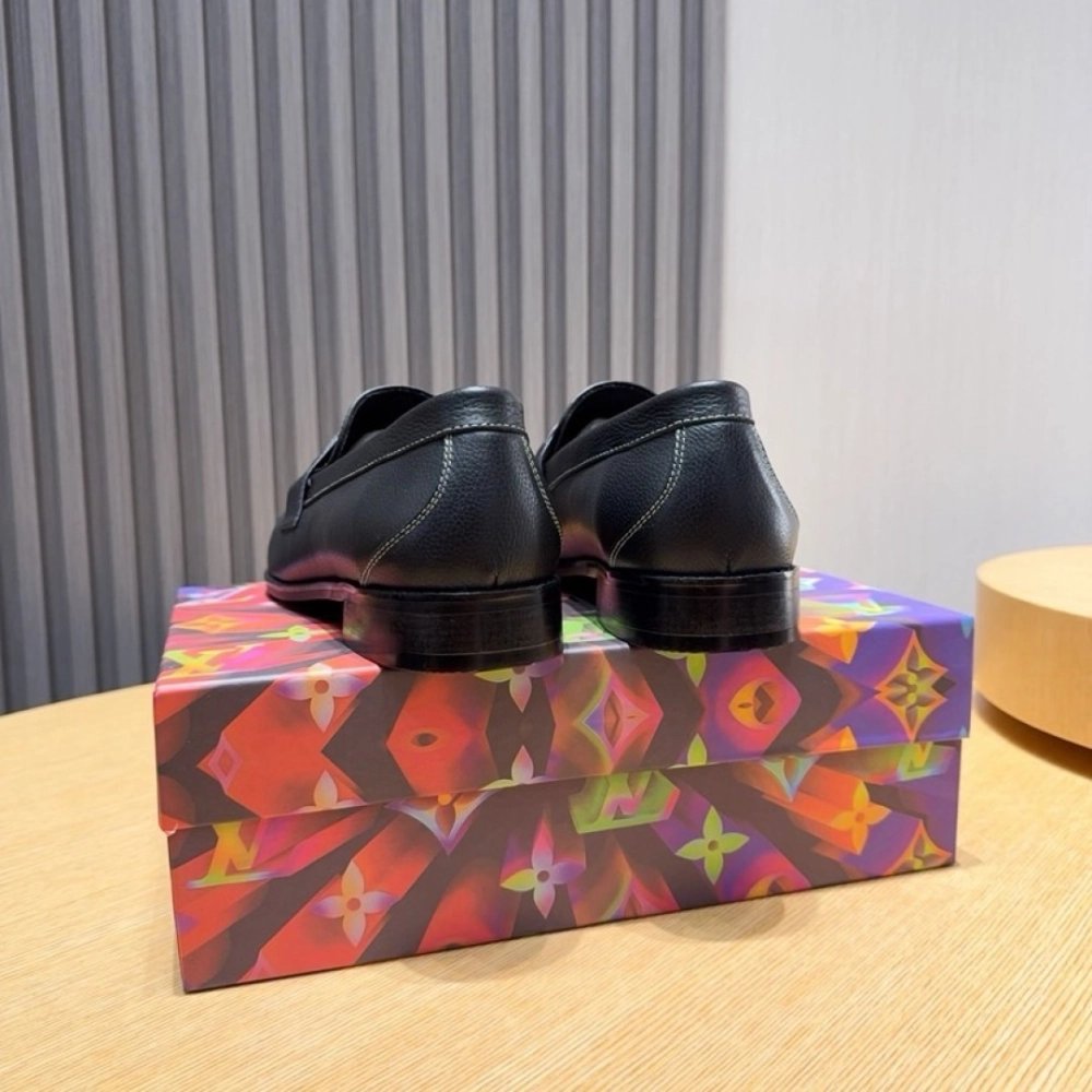Louis Vuitton leather shoes 009,Louis Vuitton Leather Shoes,LOUIS VUITTON Sneakers,Business Shoes