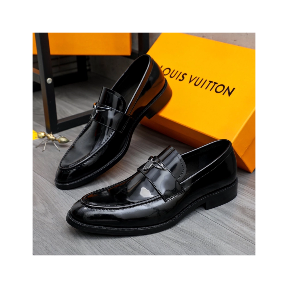 Louis Vuitton leather shoes 017,Louis Vuitton Leather Shoes,LOUIS VUITTON Sneakers,Business Shoes