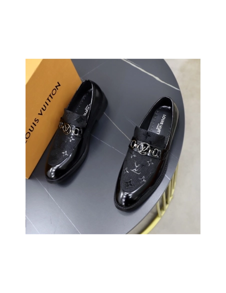 Louis Vuitton leather shoes 010,Louis Vuitton Leather Shoes,LOUIS VUITTON Sneakers,Business Shoes