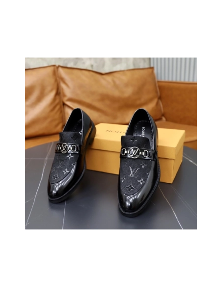 Louis Vuitton leather shoes 010,Louis Vuitton Leather Shoes,LOUIS VUITTON Sneakers,Business Shoes