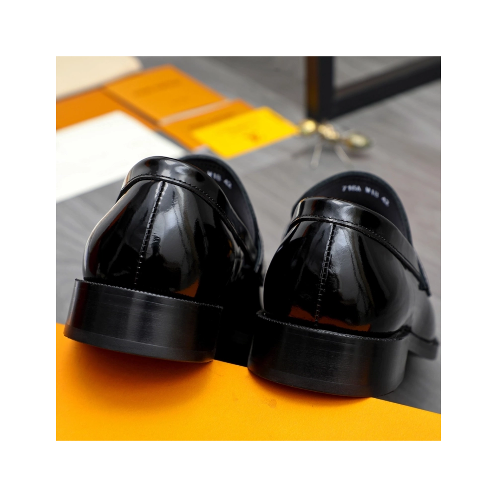 Louis Vuitton leather shoes 017,Louis Vuitton Leather Shoes,LOUIS VUITTON Sneakers,Business Shoes