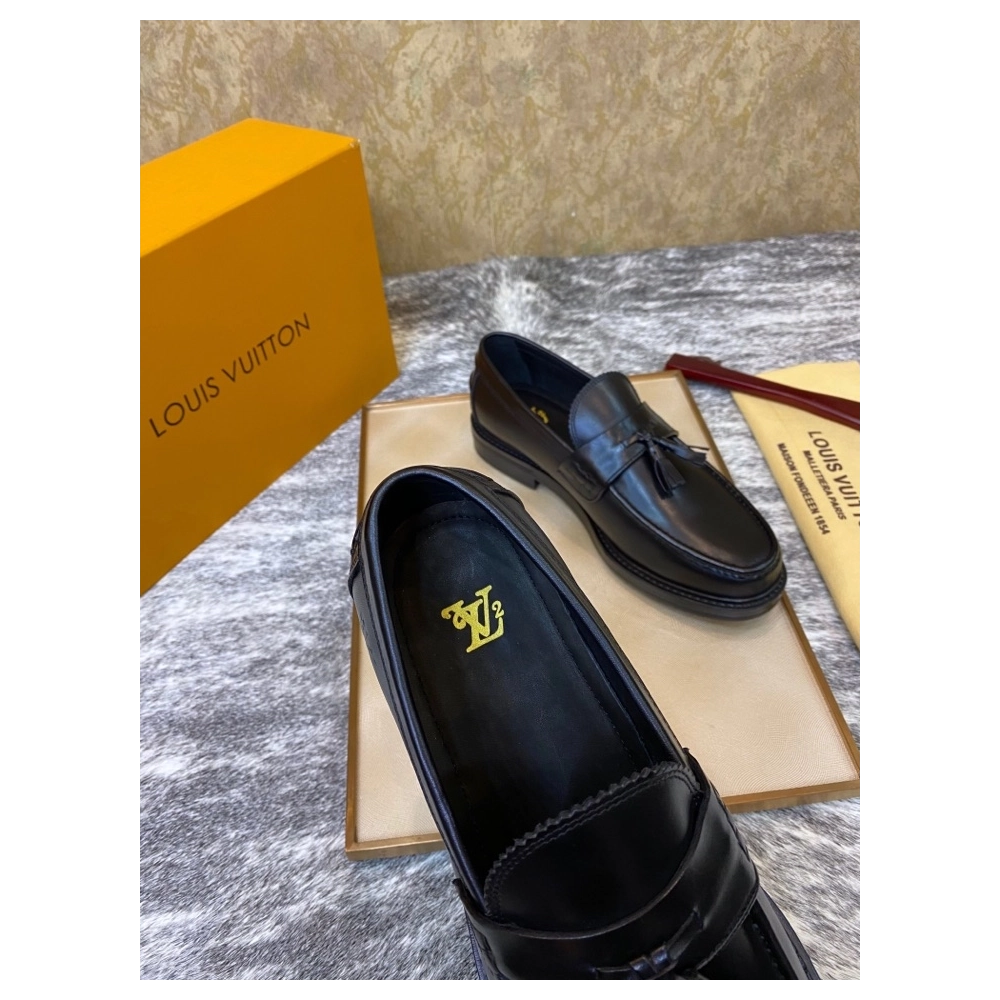 Louis Vuitton leather shoes 012,Louis Vuitton Leather Shoes,LOUIS VUITTON Sneakers,Business Shoes