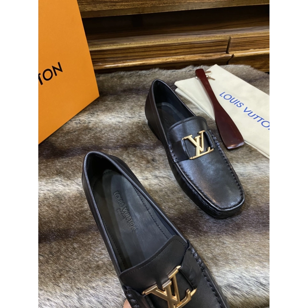 Louis Vuitton leather shoes 013,Louis Vuitton Leather Shoes,LOUIS VUITTON Sneakers,Business Shoes