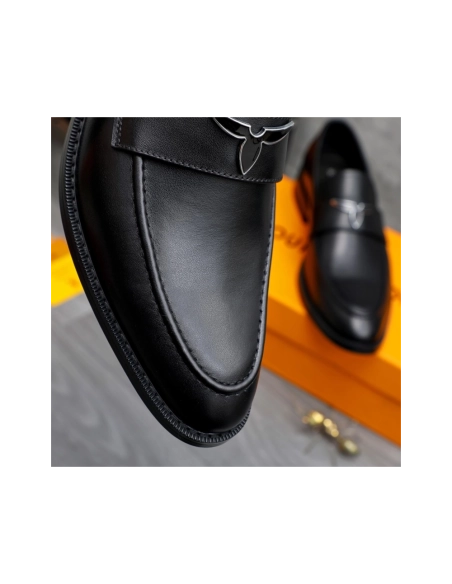 Louis Vuitton leather shoes 018,Louis Vuitton Leather Shoes,LOUIS VUITTON Sneakers,Business Shoes